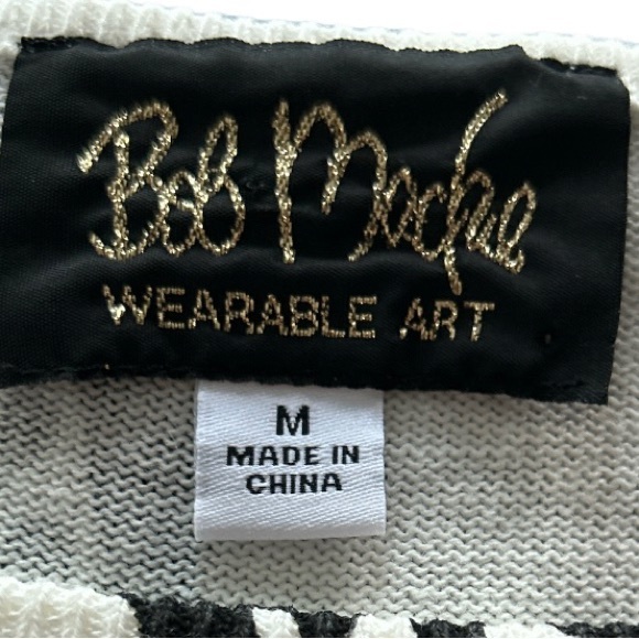 🔥BOB MACKIE SWEATER! DESIGNER SWEATER WITH A HINT OF SEQUINS 🔥🔥🔥🔥 - Picture 8 of 9